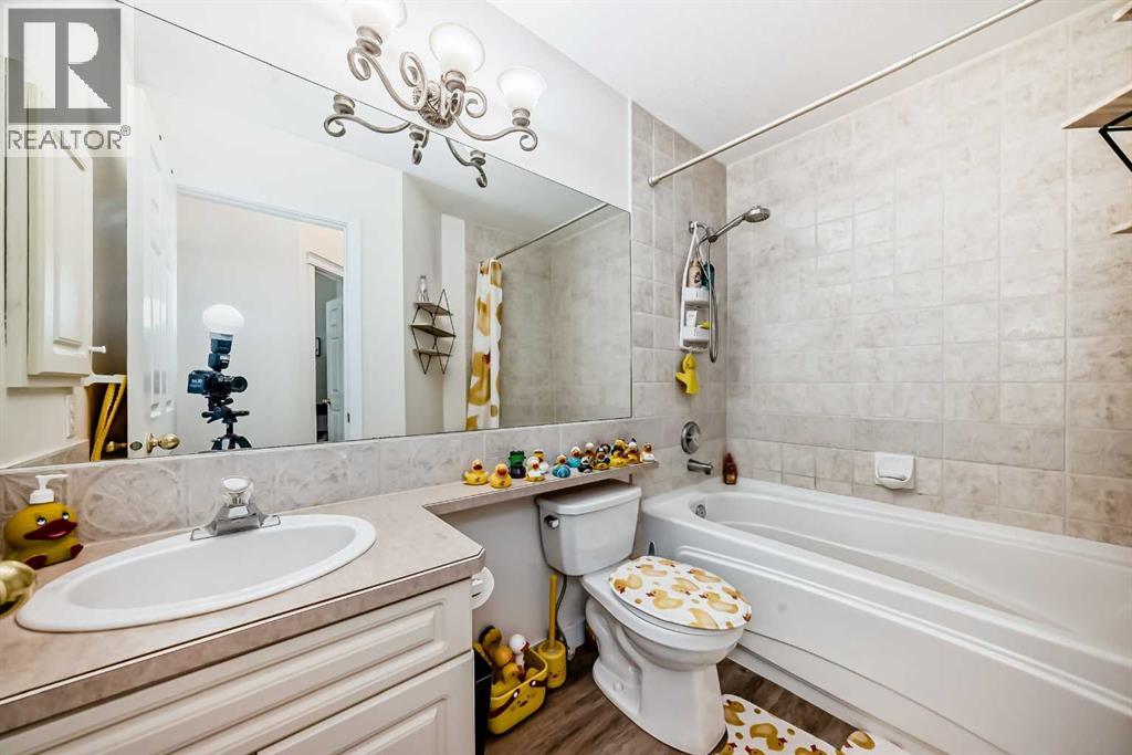 Single Family House Multi-level for Sale in   Erlton Street SW Erlton Calgary 