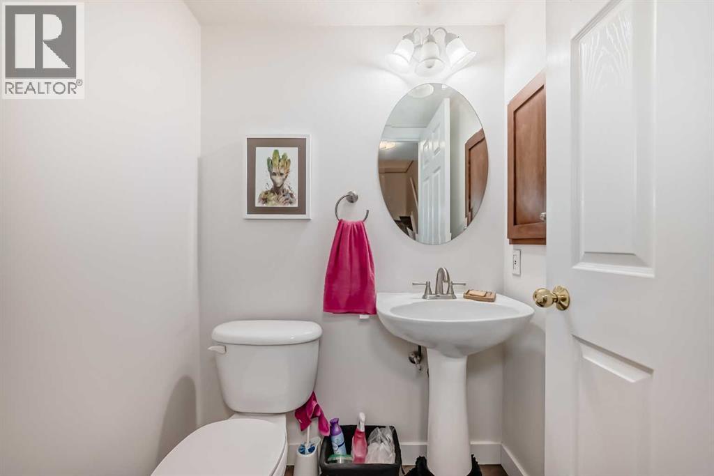 Single Family House Multi-level for Sale in   Erlton Street SW Erlton Calgary 