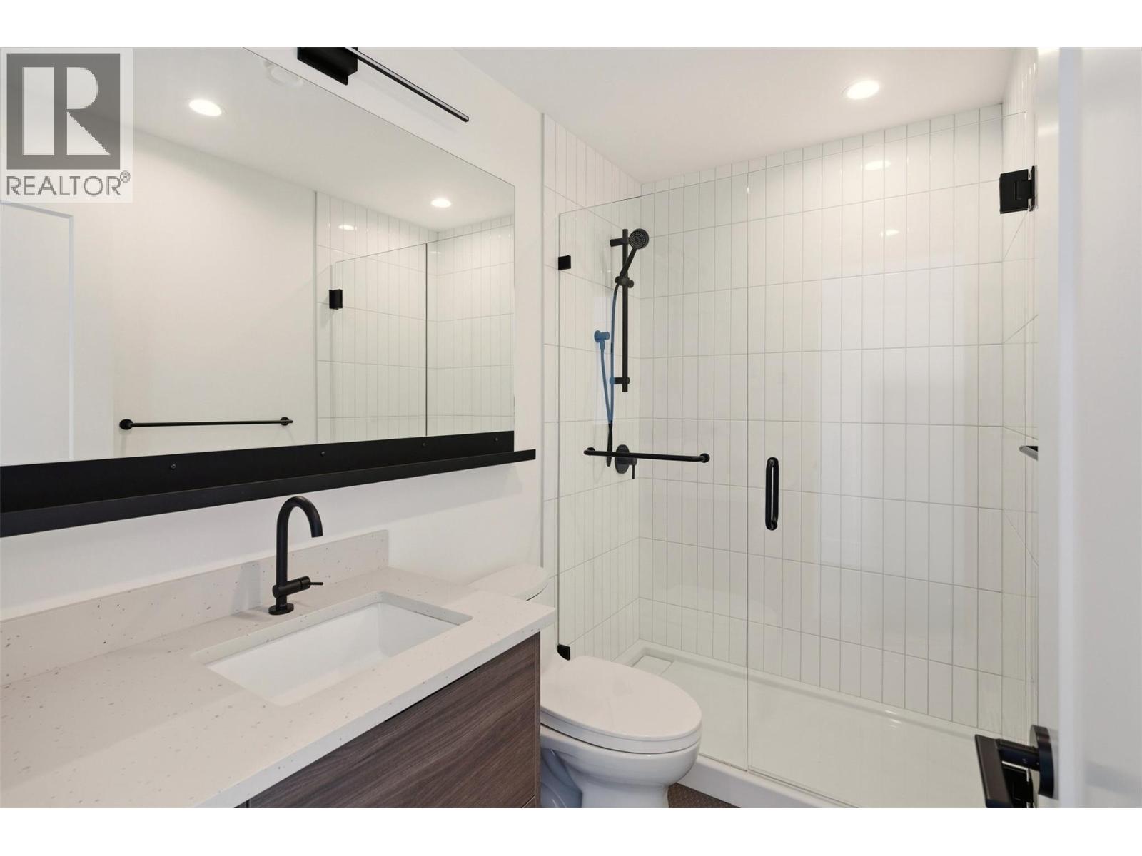 3080 Landry Crescent, Summerland