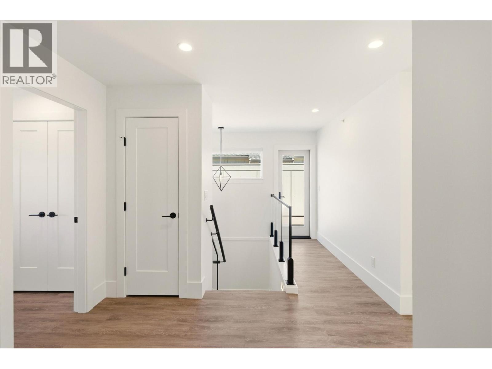 3080 Landry Crescent, Summerland