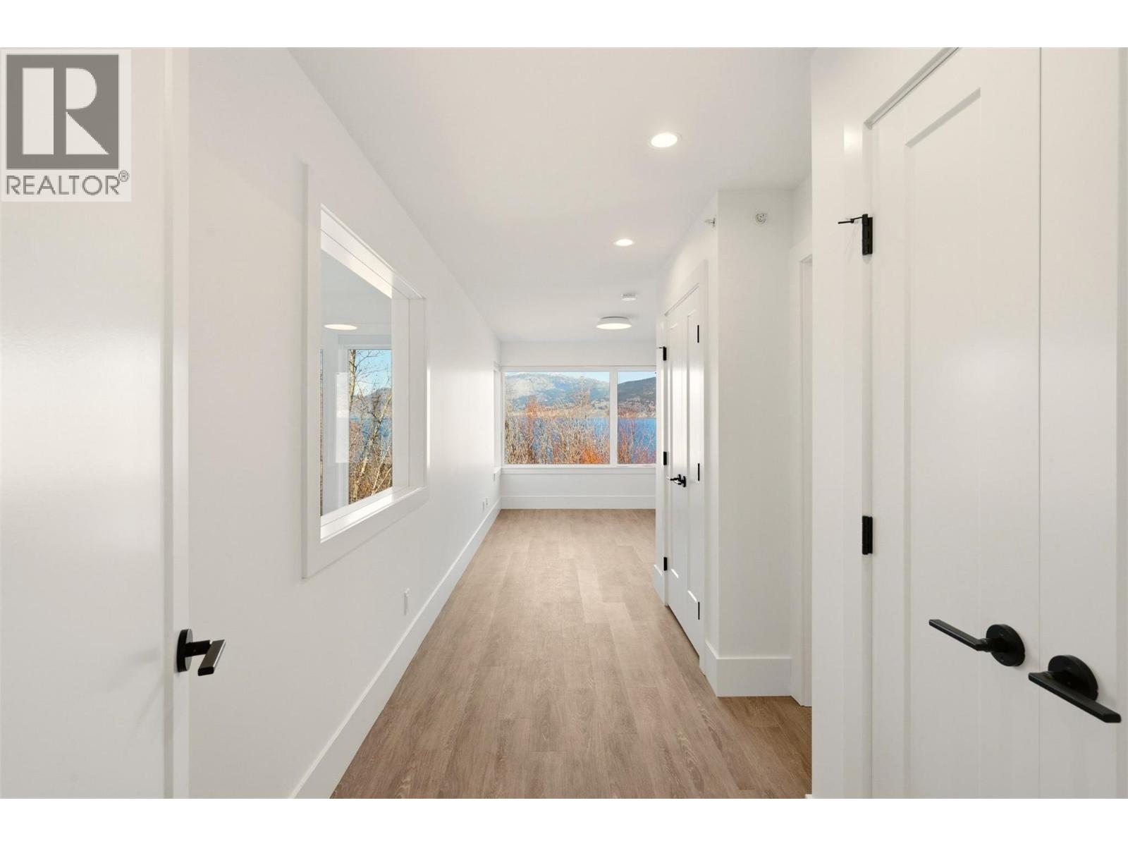 3080 Landry Crescent, Summerland