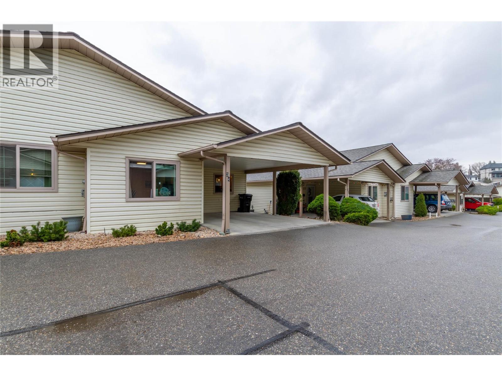 34 4303 27 Avenue, Vernon