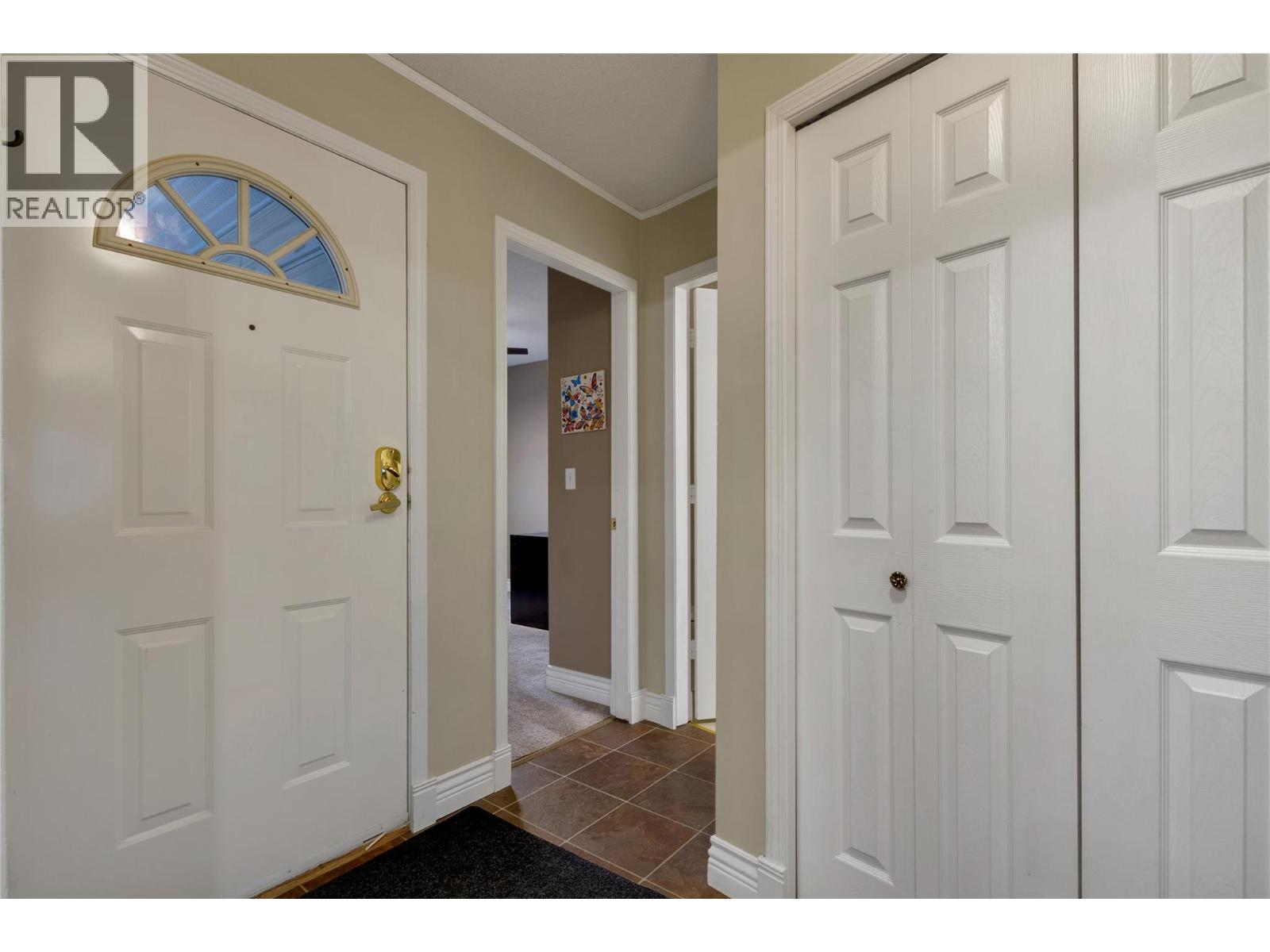 #34 4303 27 Avenue - 22