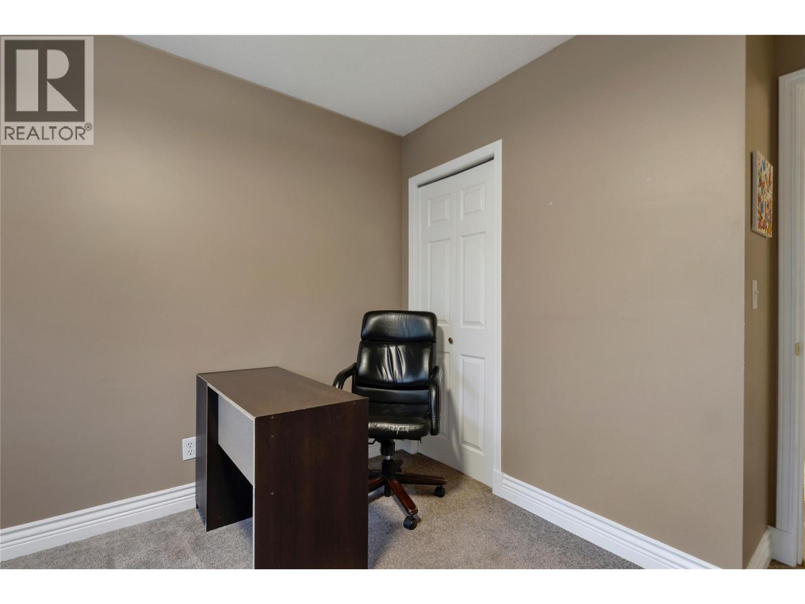 #34 4303 27 Avenue - 24