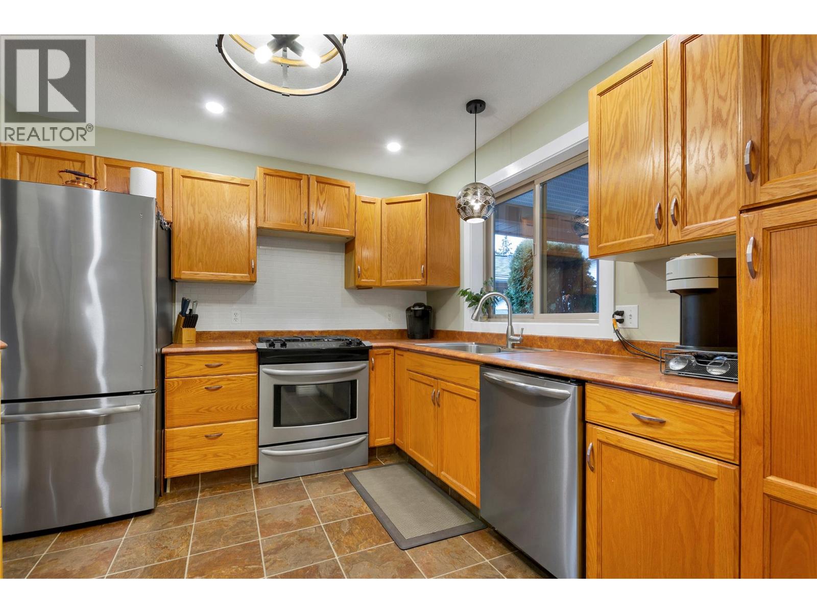 34 4303 27 Avenue, Vernon