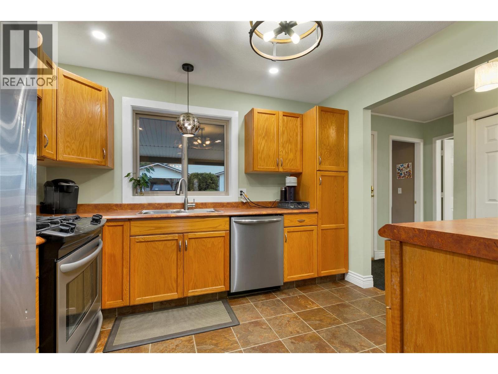 34 4303 27 Avenue, Vernon