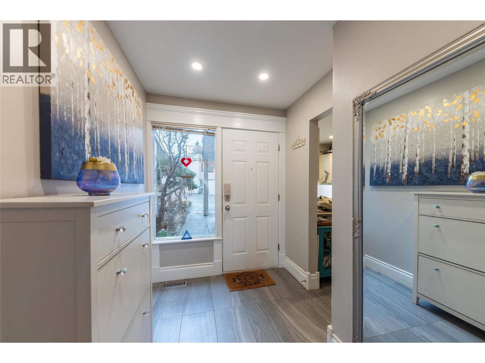 8 1555 Summit Drive, Kamloops