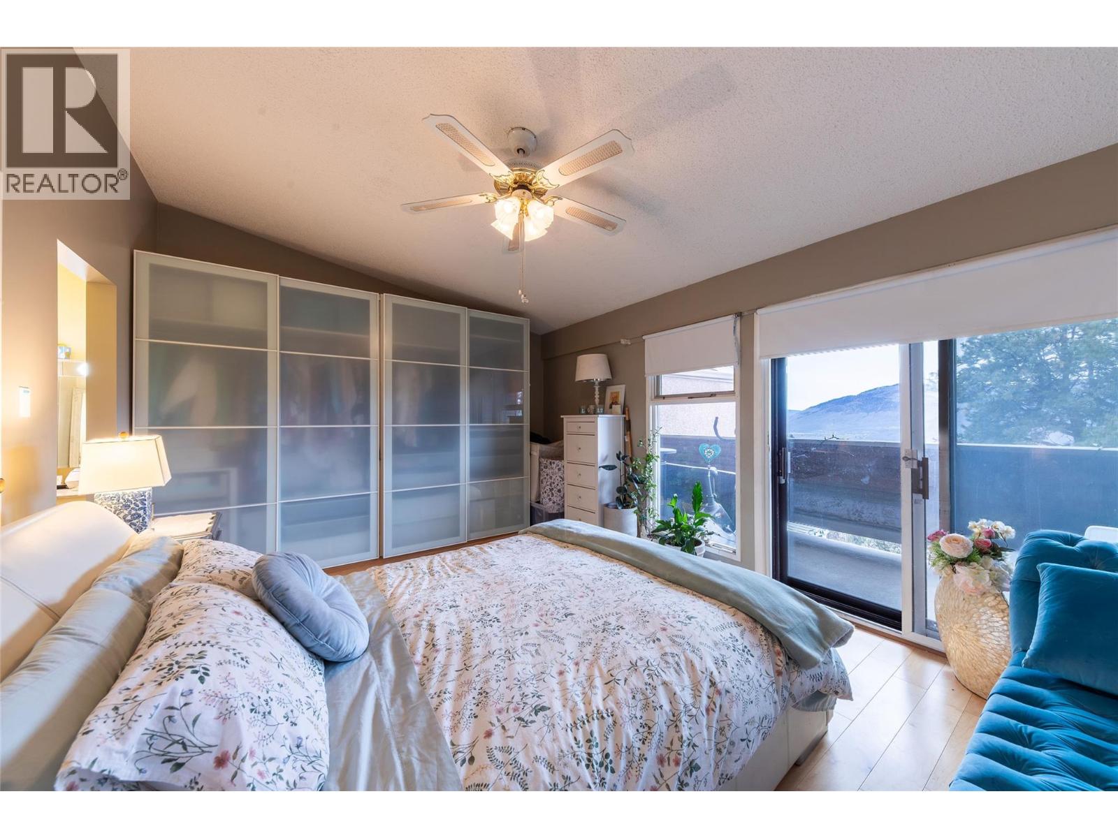 8 1555 Summit Drive, Kamloops