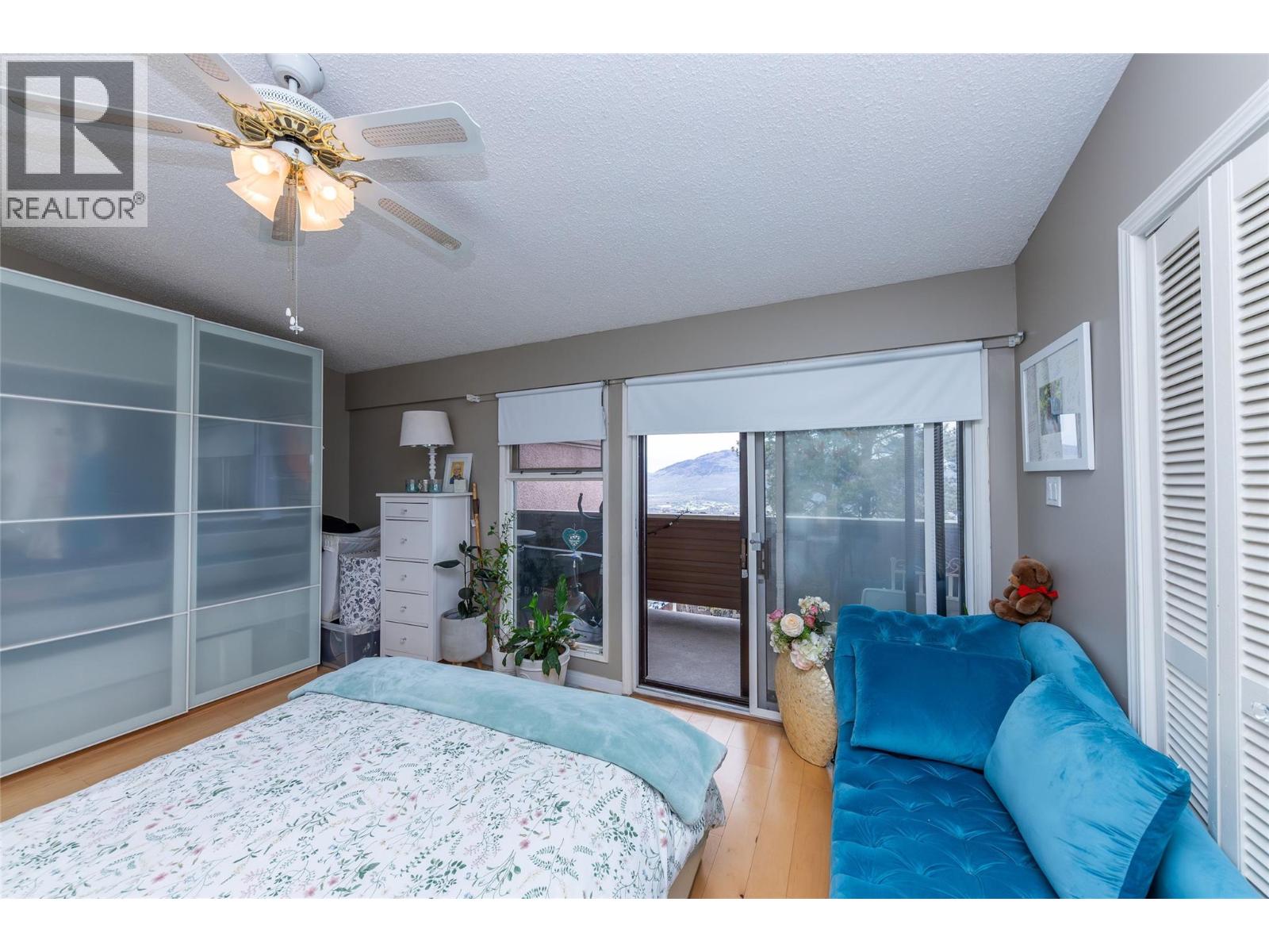 8 1555 Summit Drive, Kamloops