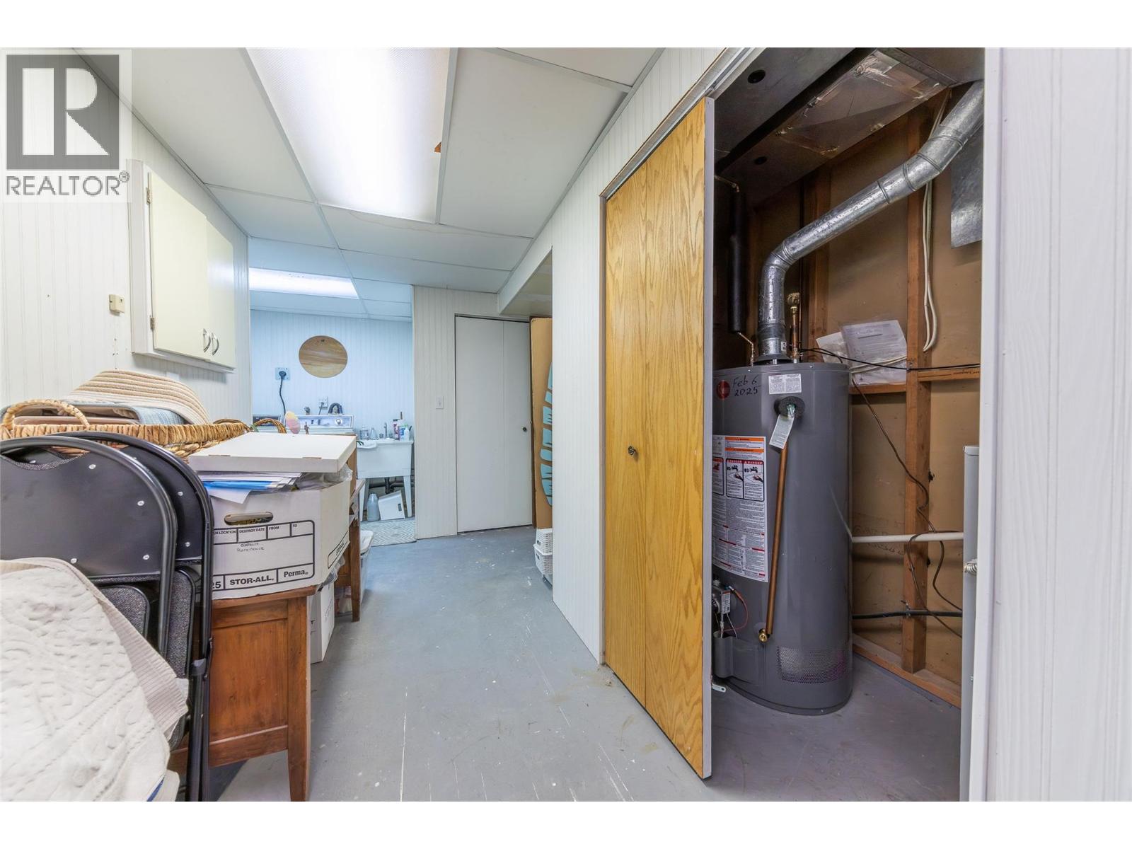 8 1555 Summit Drive, Kamloops