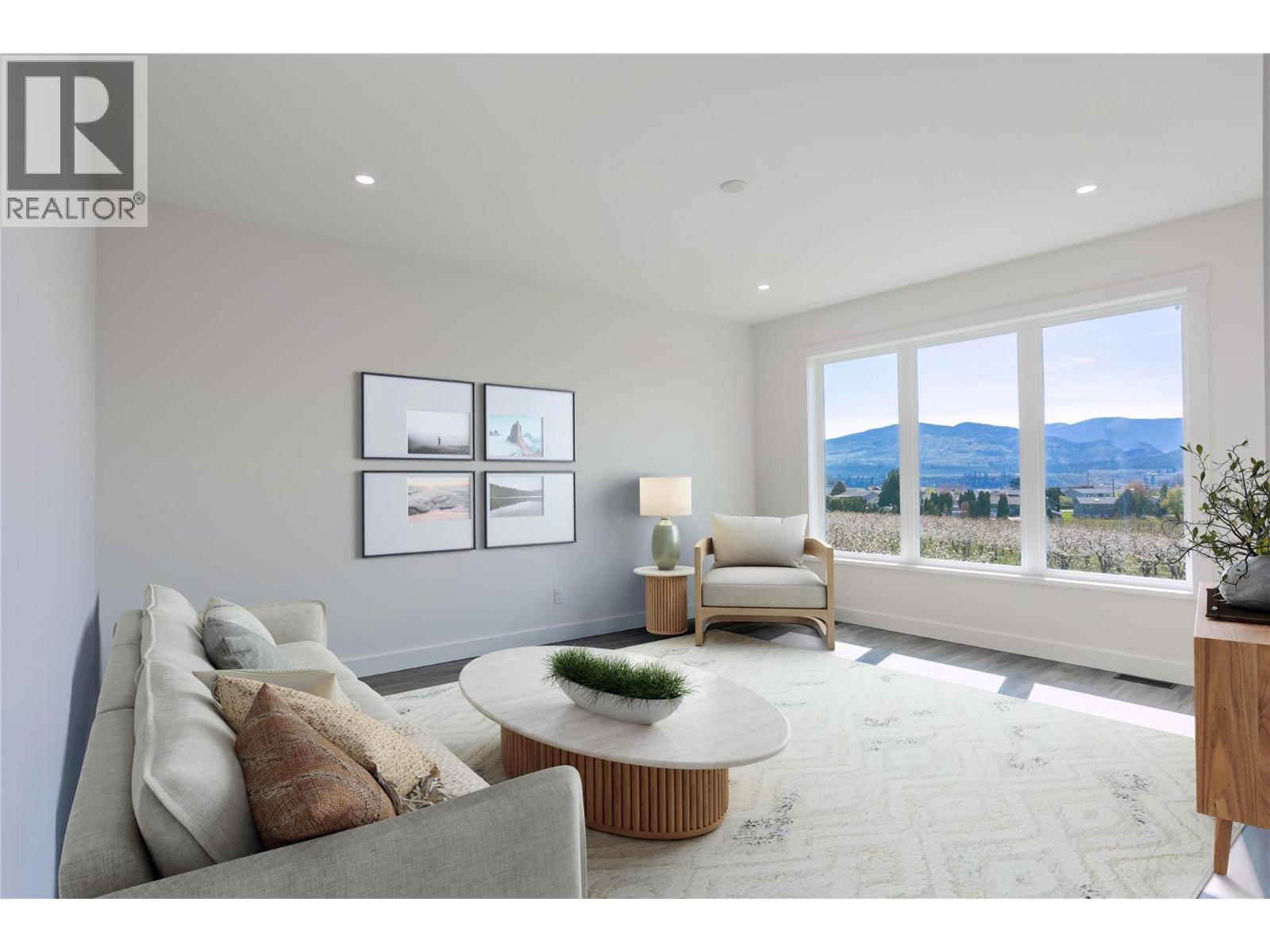 1217 Copper Road, Oliver