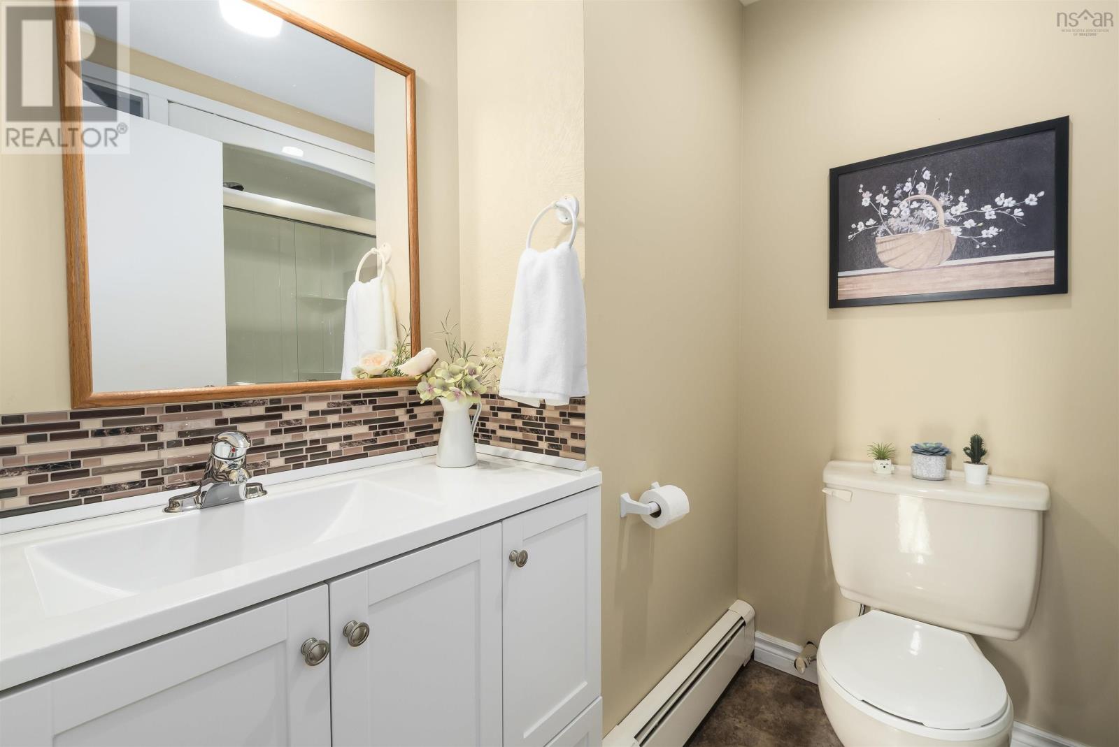 Property 25 of 28 of 39 Franklyn Drive