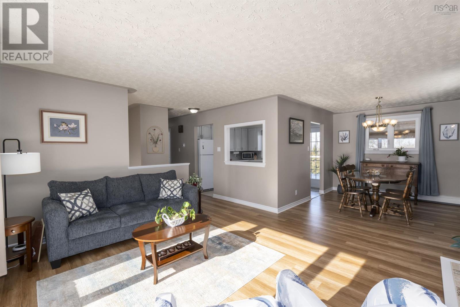 Property 7 of 28 of 39 Franklyn Drive