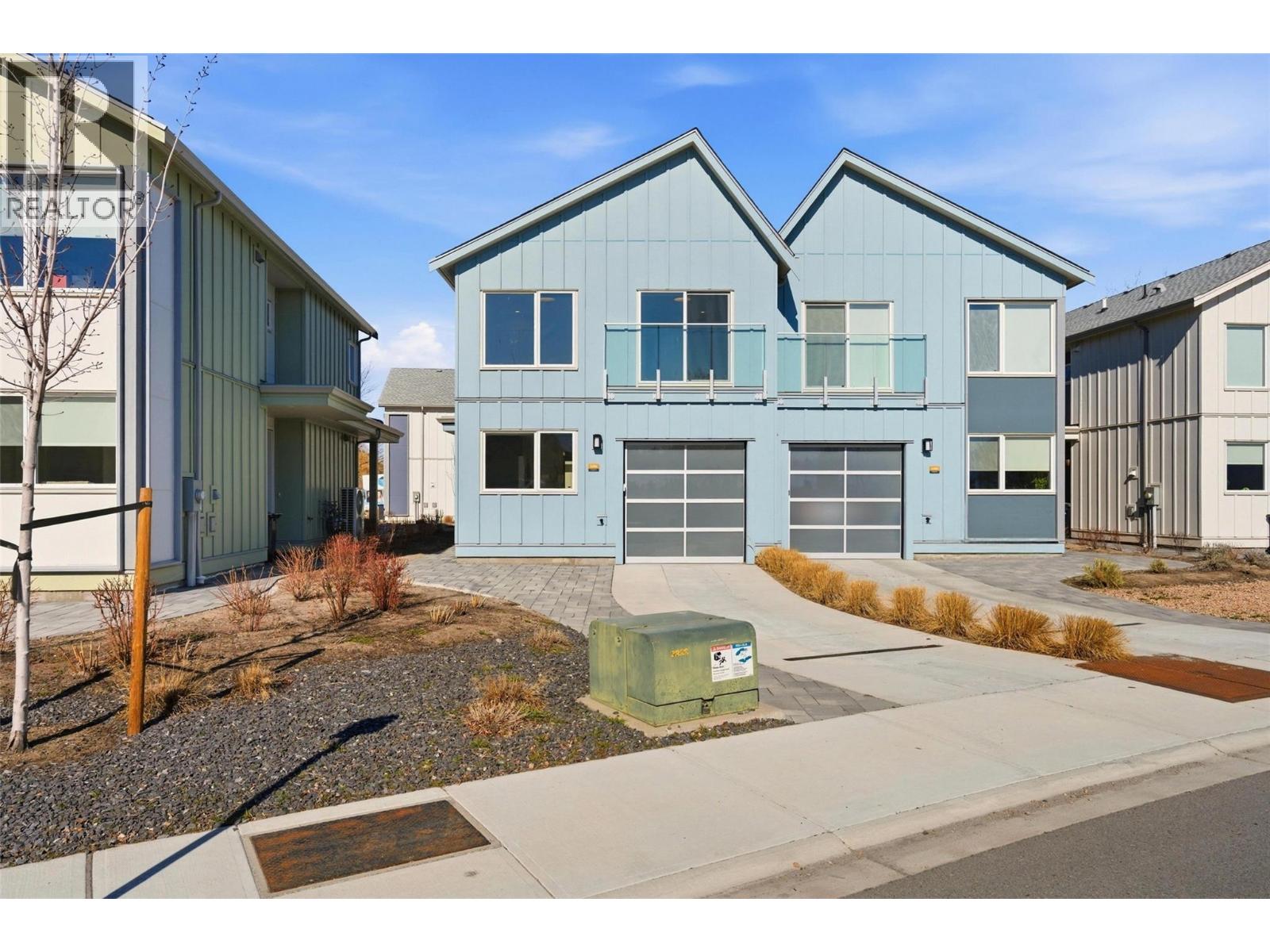 3290 Landry Crescent, Summerland