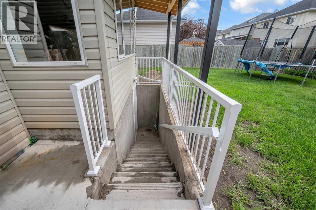 Single Family House for Sale in  Coral Reef Close NE Coral Springs Calgary 