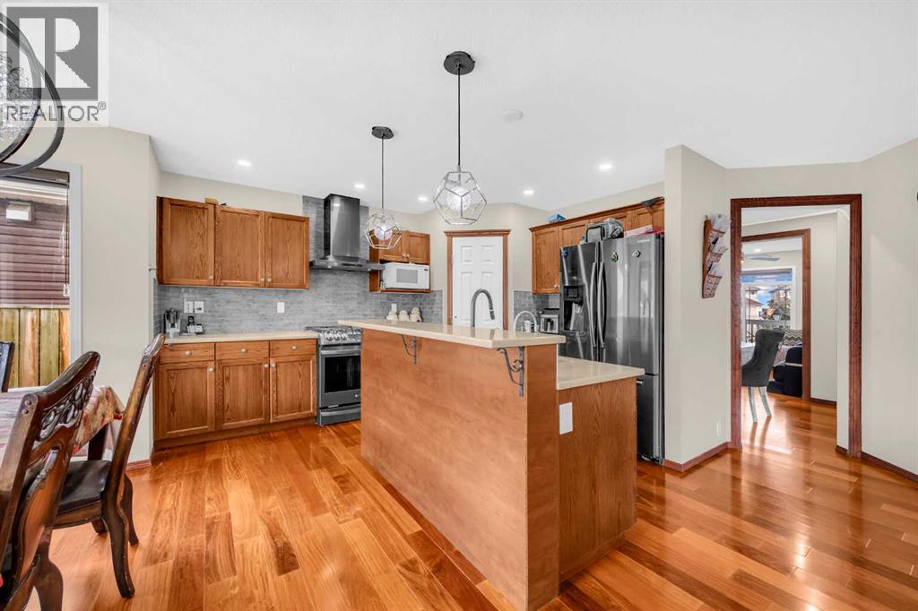 Single Family House for Sale in  Coral Reef Close NE Coral Springs Calgary 