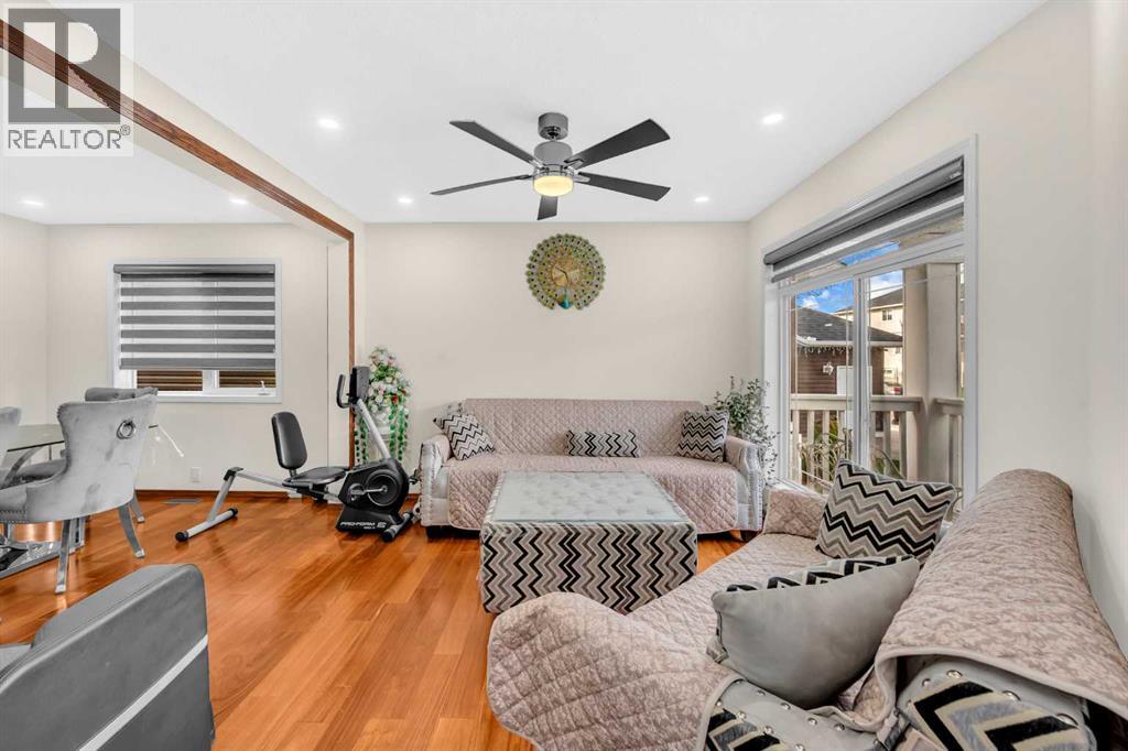 Single Family House for Sale in  Coral Reef Close NE Coral Springs Calgary 