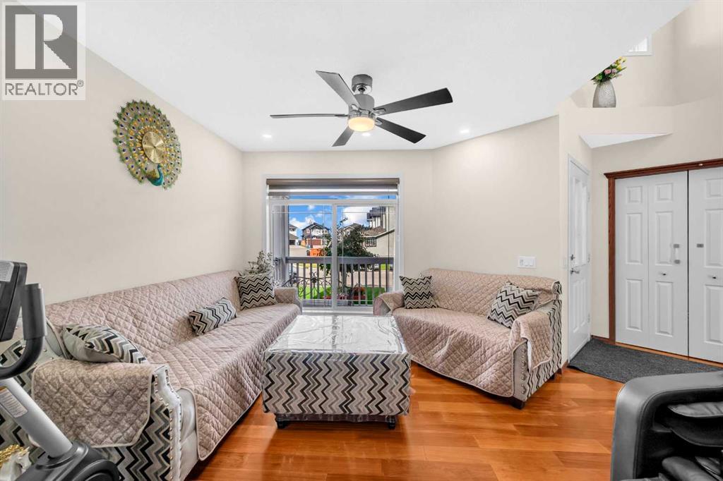 Single Family House for Sale in  Coral Reef Close NE Coral Springs Calgary 