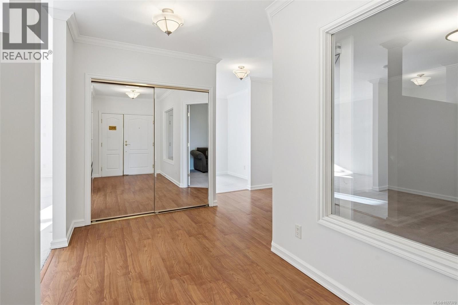 PH4 165 Kimta Road, Victoria