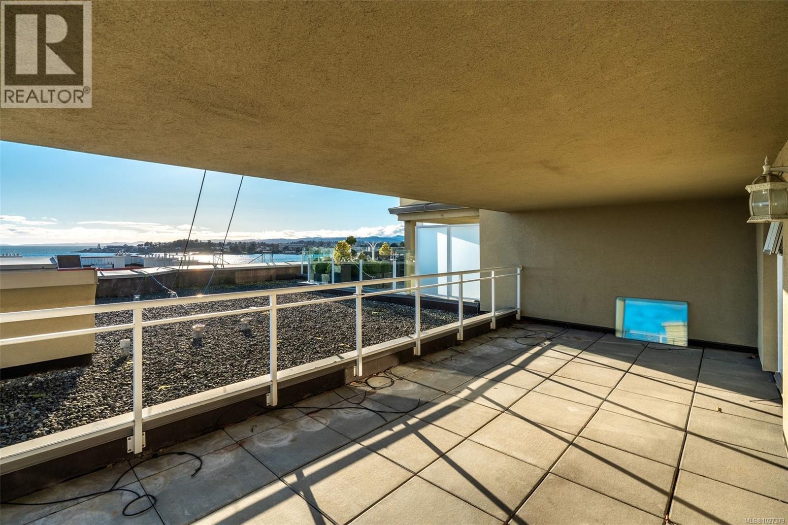 PH4 165 Kimta Road, Victoria