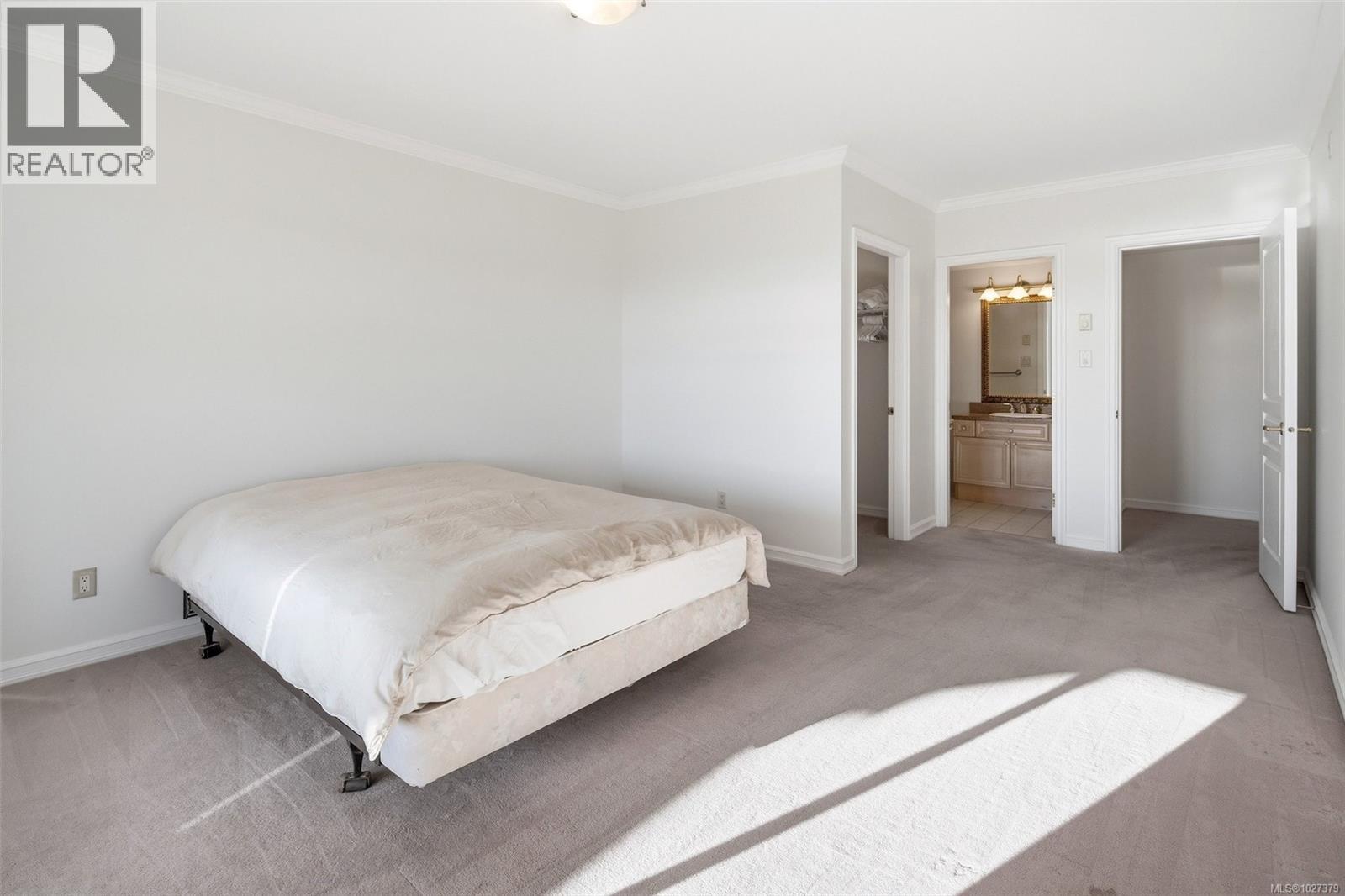 PH4 165 Kimta Road, Victoria