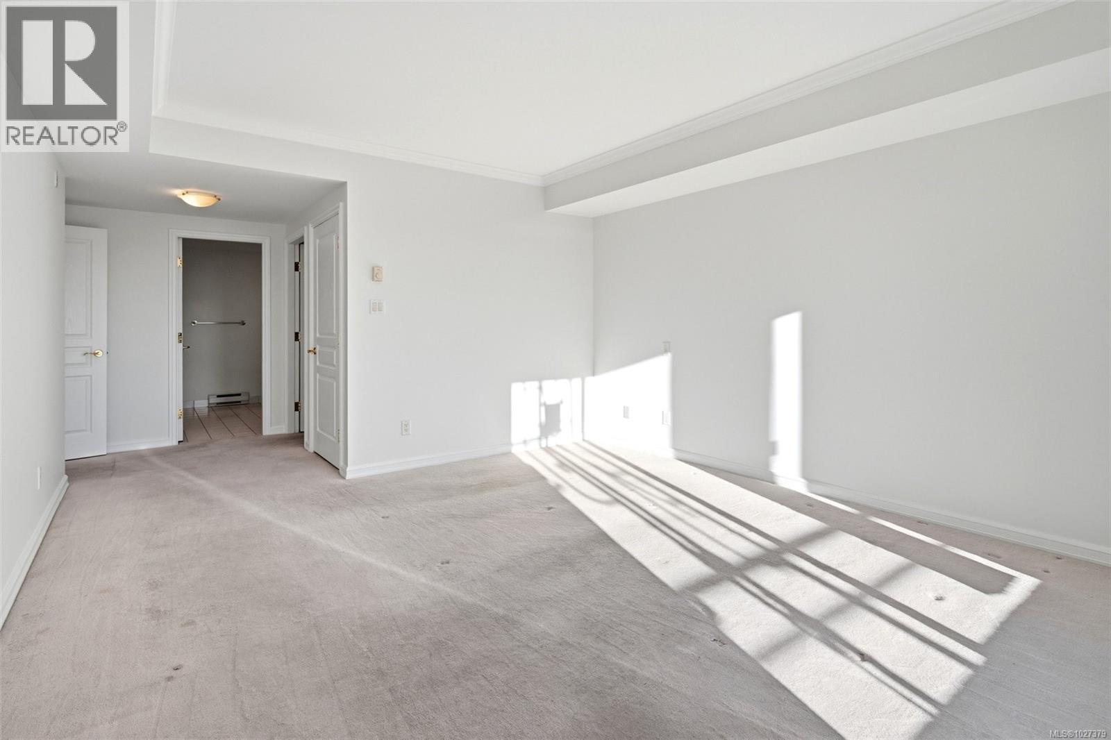 PH4 165 Kimta Road, Victoria