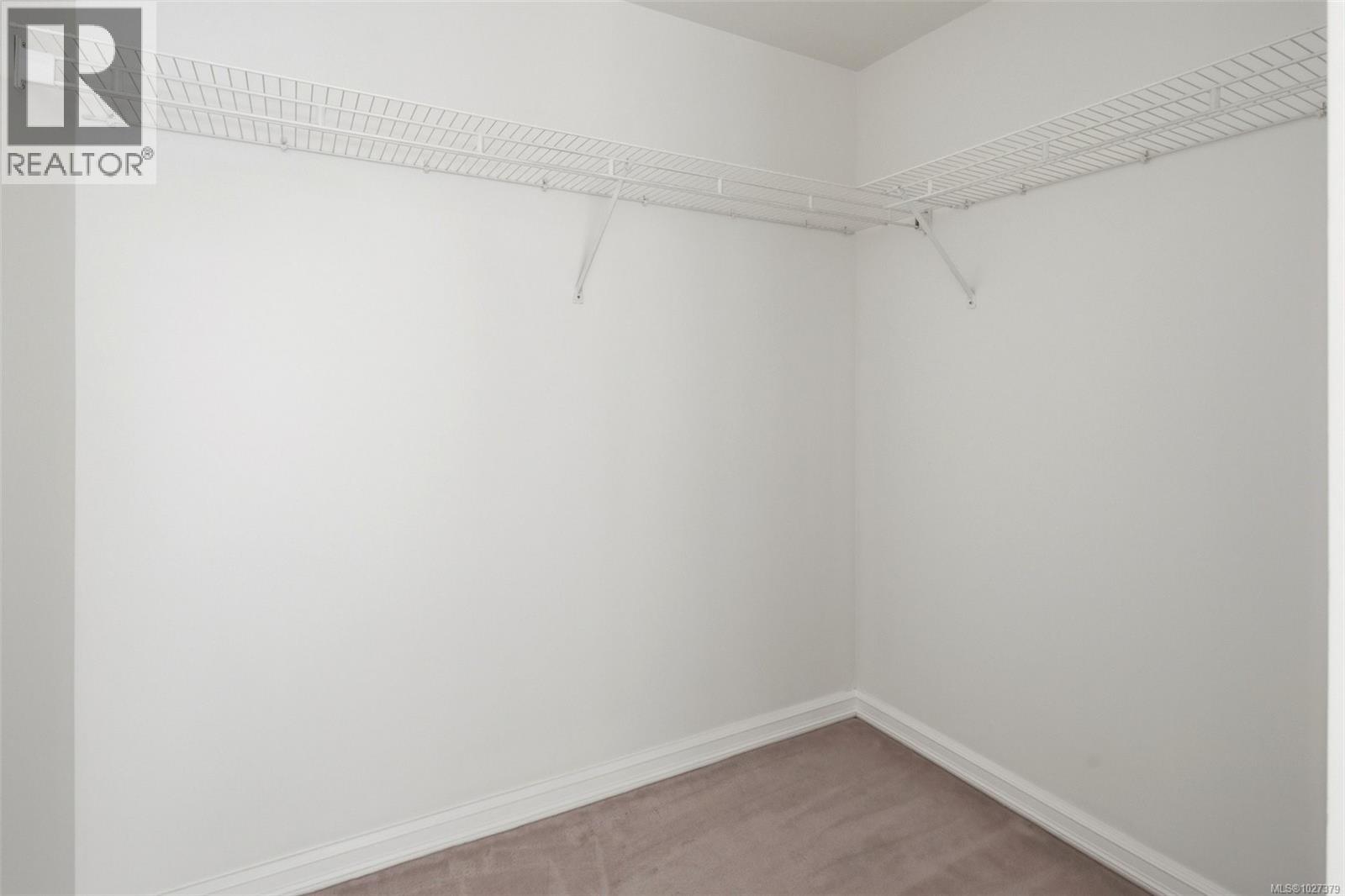 PH4 165 Kimta Road, Victoria