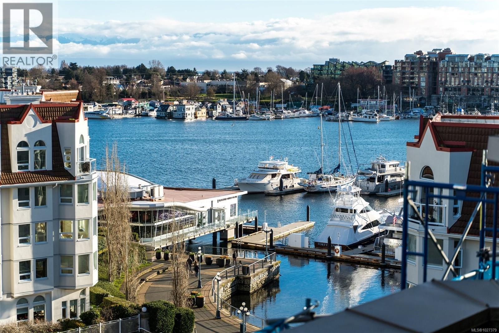 PH4 165 Kimta Road, Victoria