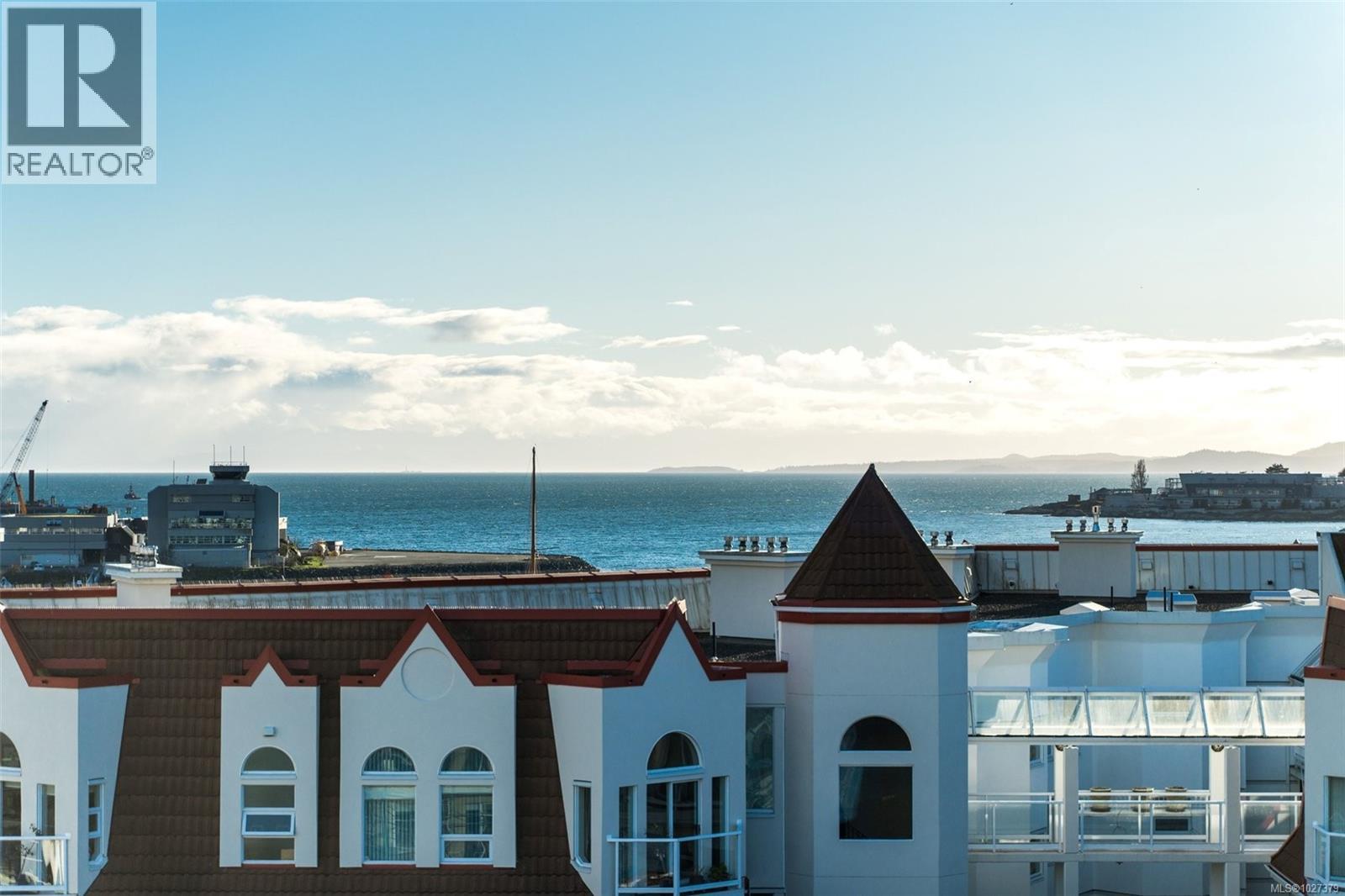 PH4 165 Kimta Road, Victoria