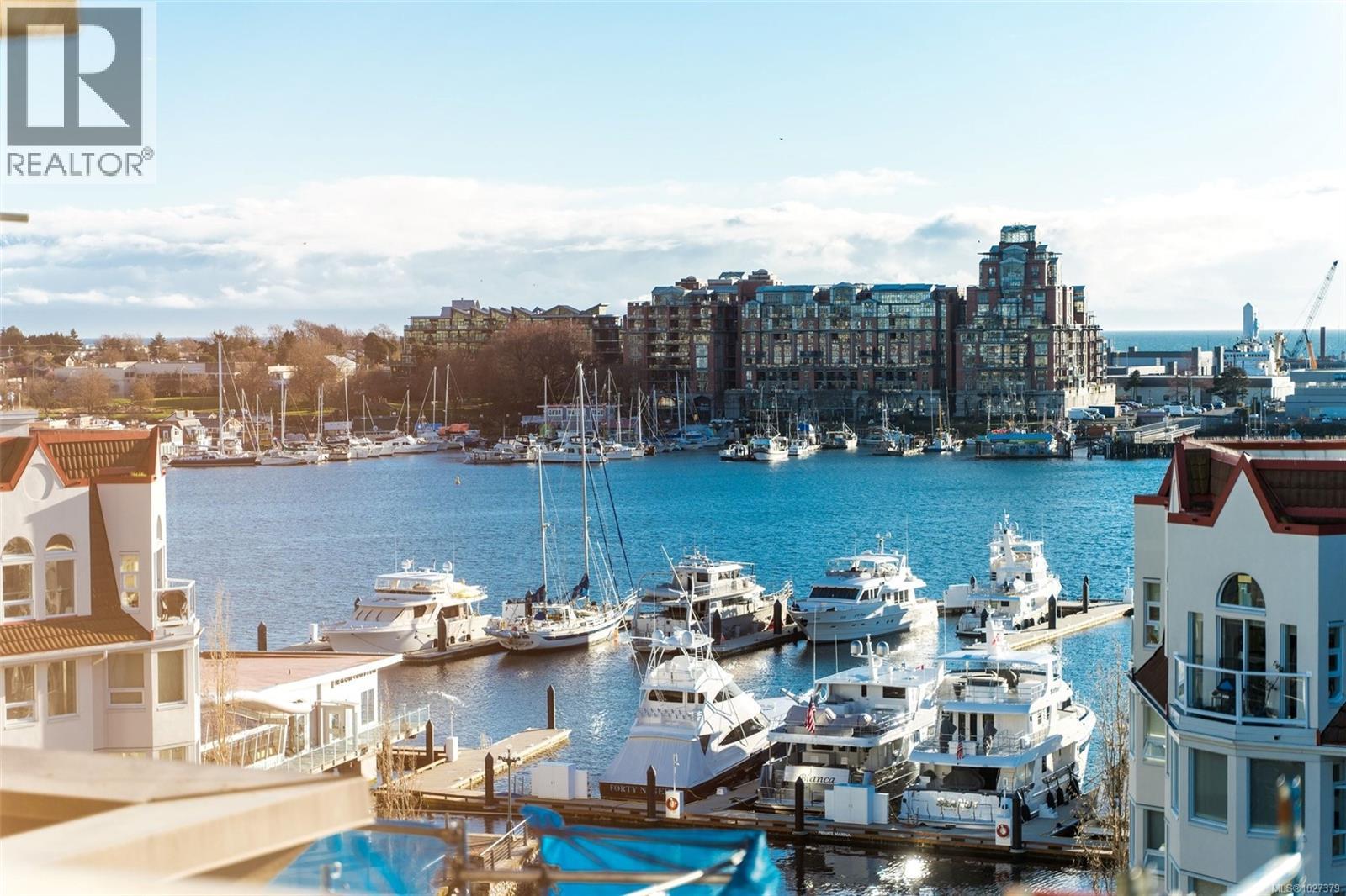 PH4 165 Kimta Road, Victoria