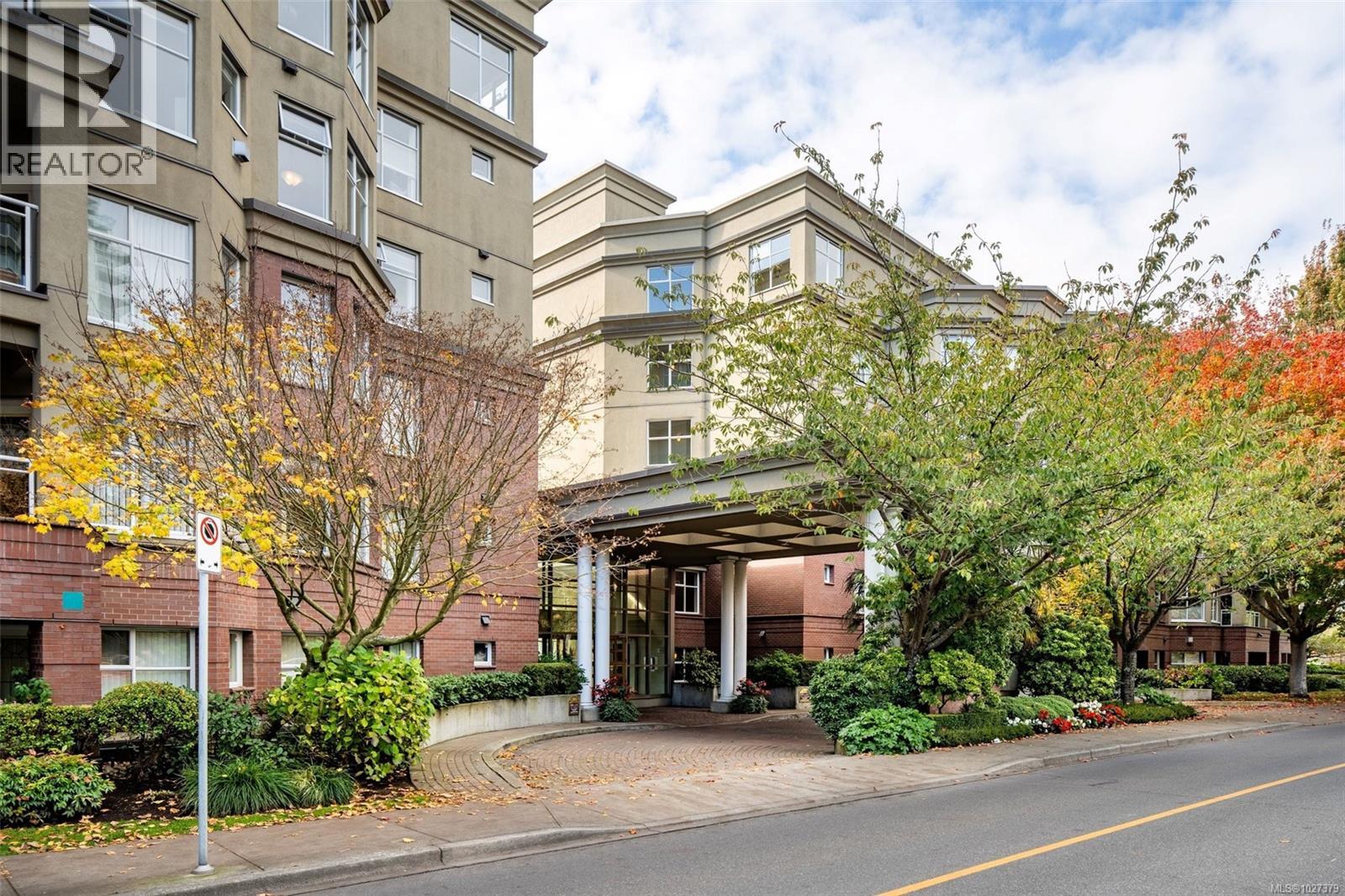 PH4 165 Kimta Road, Victoria