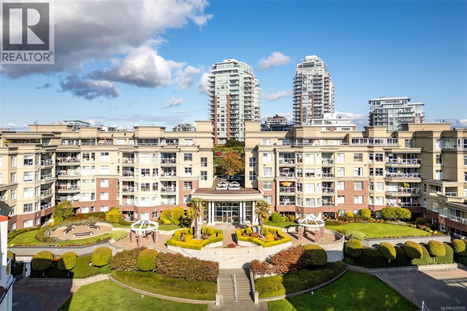 PH4 165 Kimta Road, Victoria