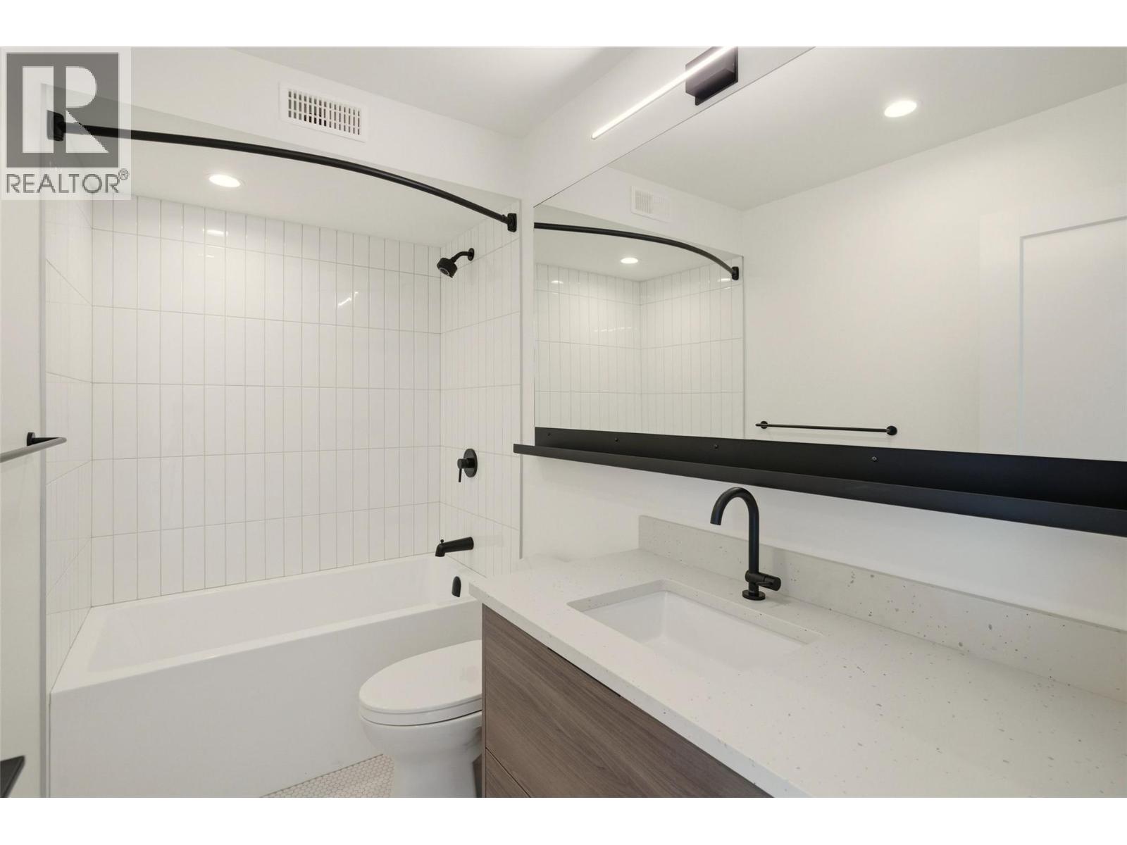 3170 Landry Crescent, Summerland