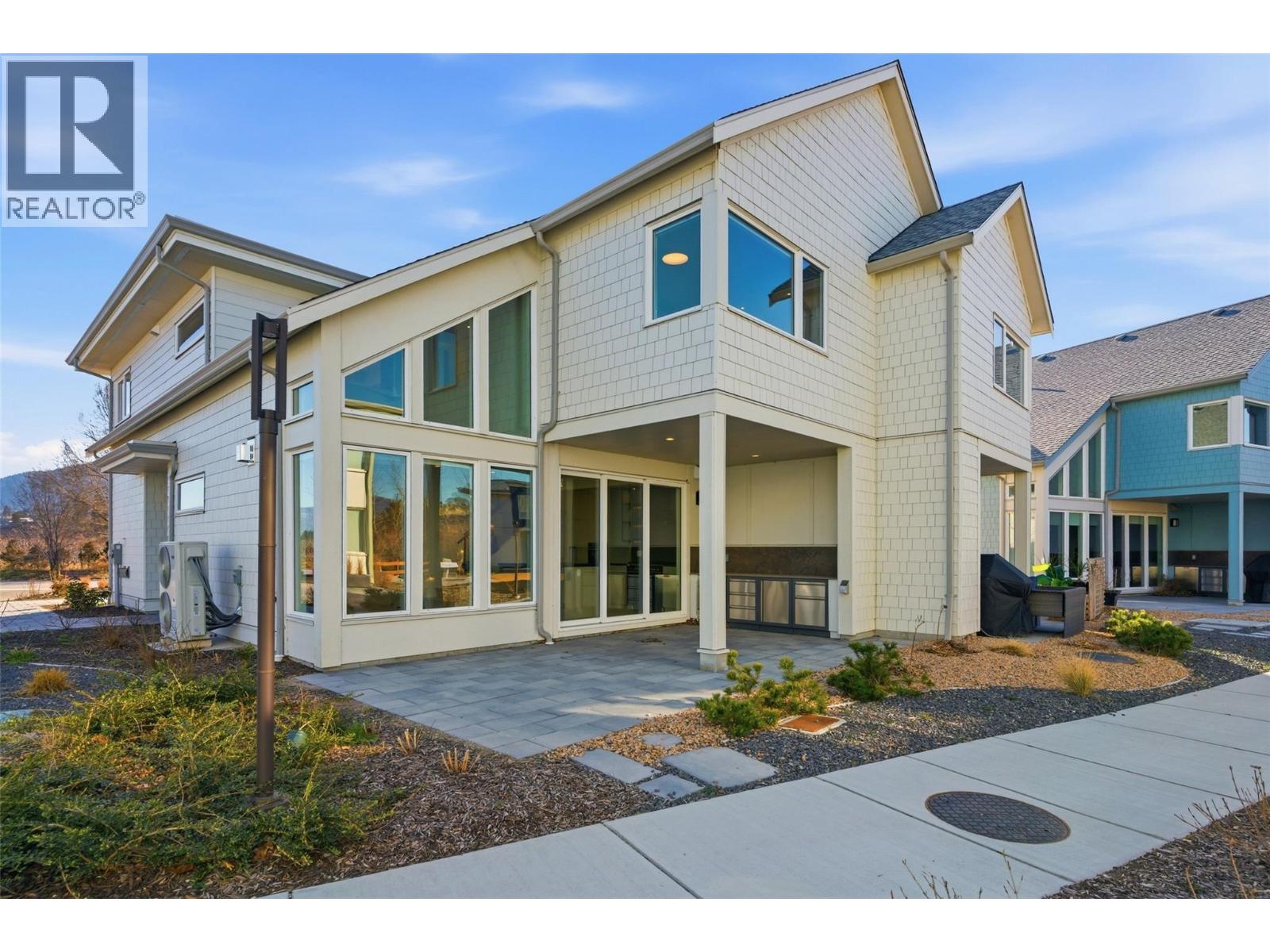 3170 Landry Crescent, Summerland