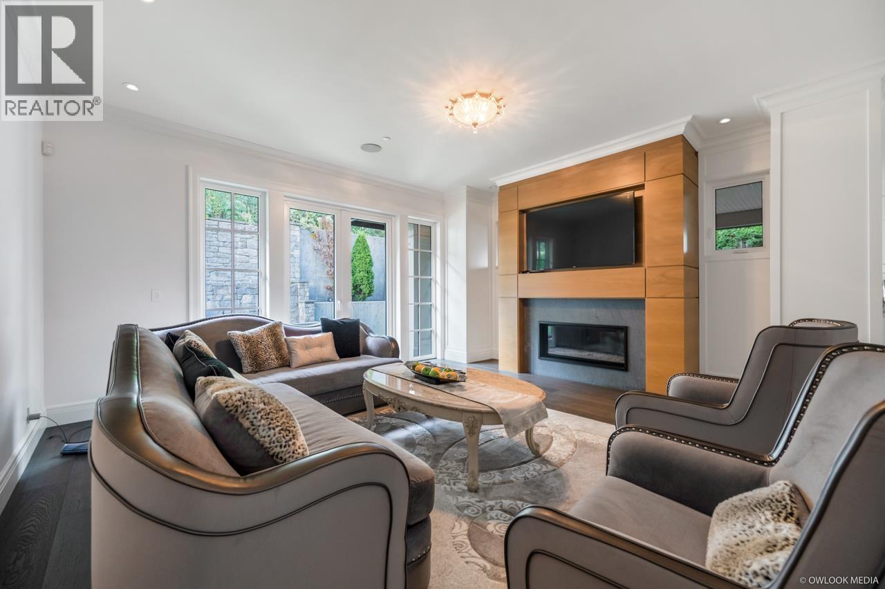 1485 CAMELOT ROAD, West Vancouver