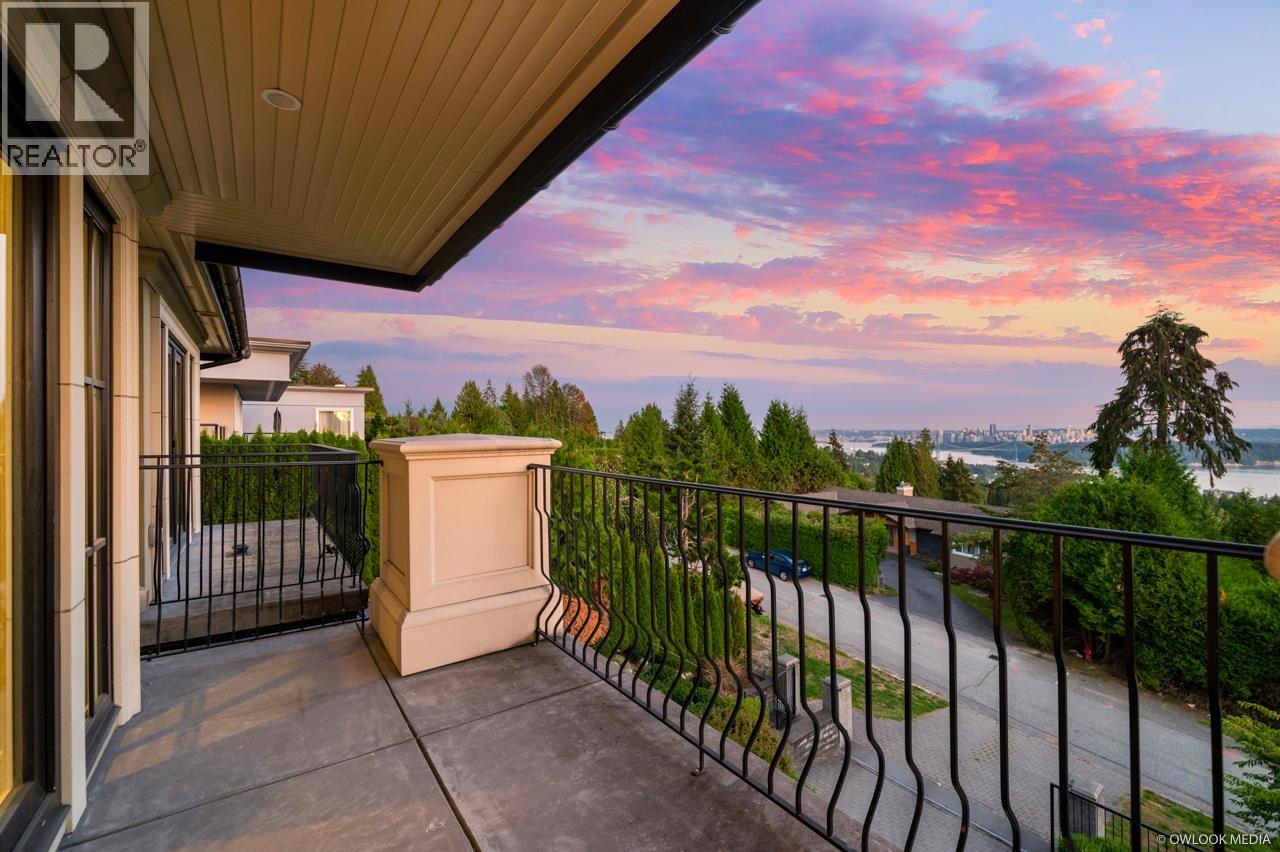 1485 CAMELOT ROAD, West Vancouver