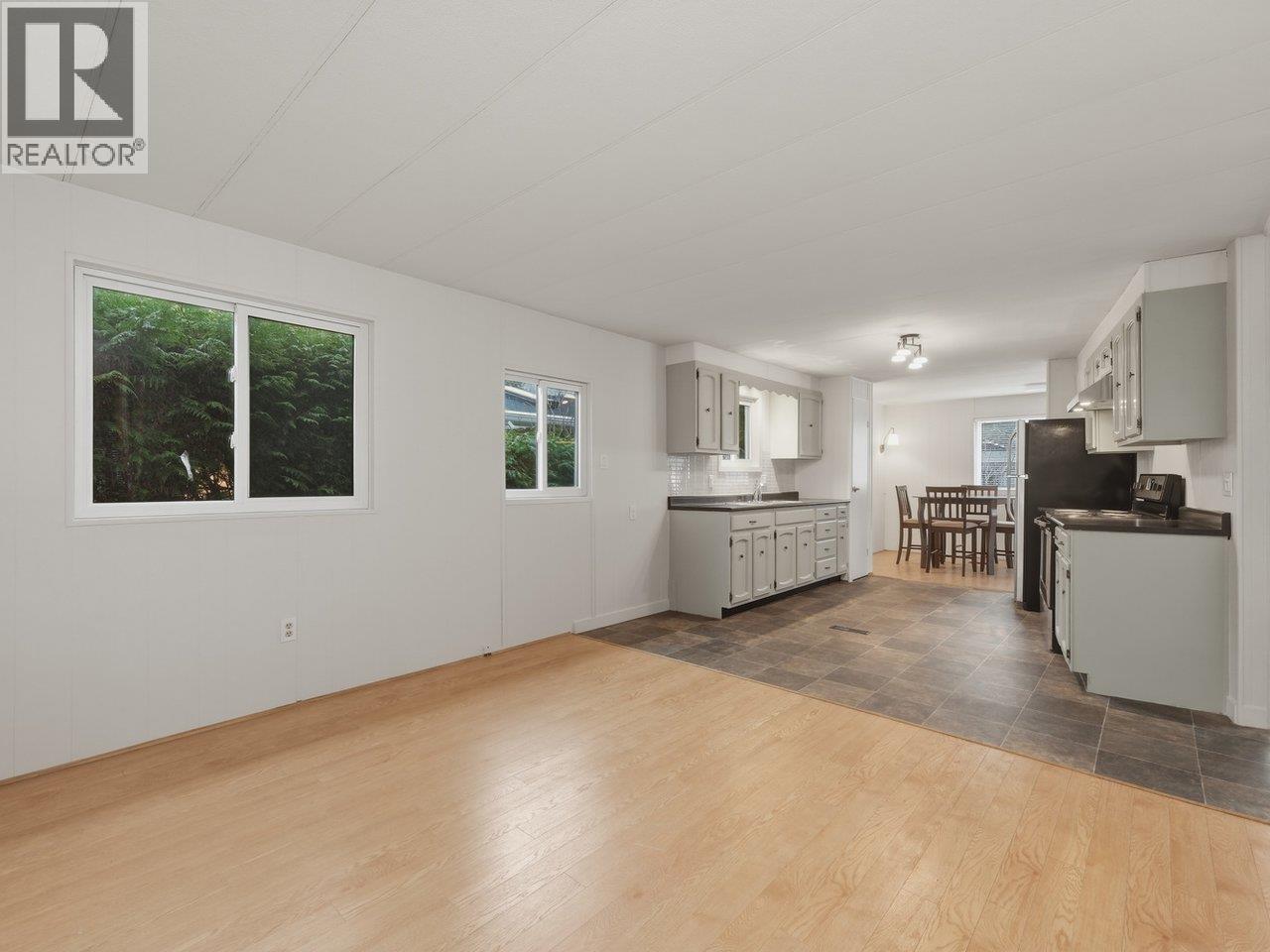 233 TYEE DRIVE, West Vancouver