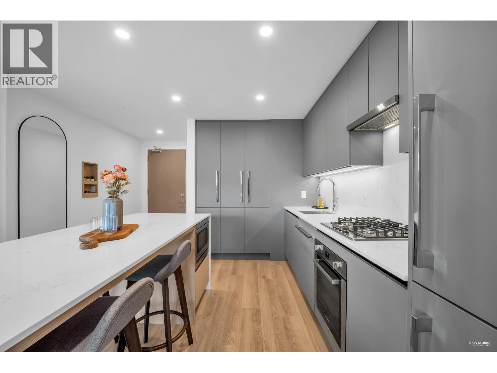 1510 5520 MCNAUGHTON Road - photo 2