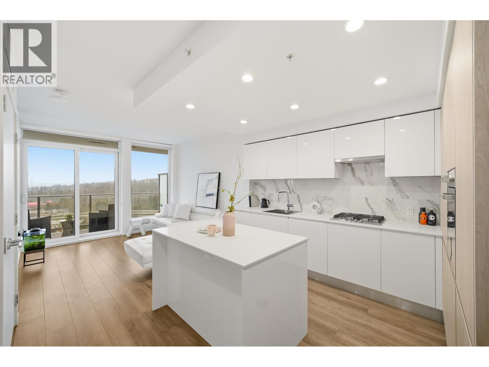 507 3888 EVERGREEN PLACE