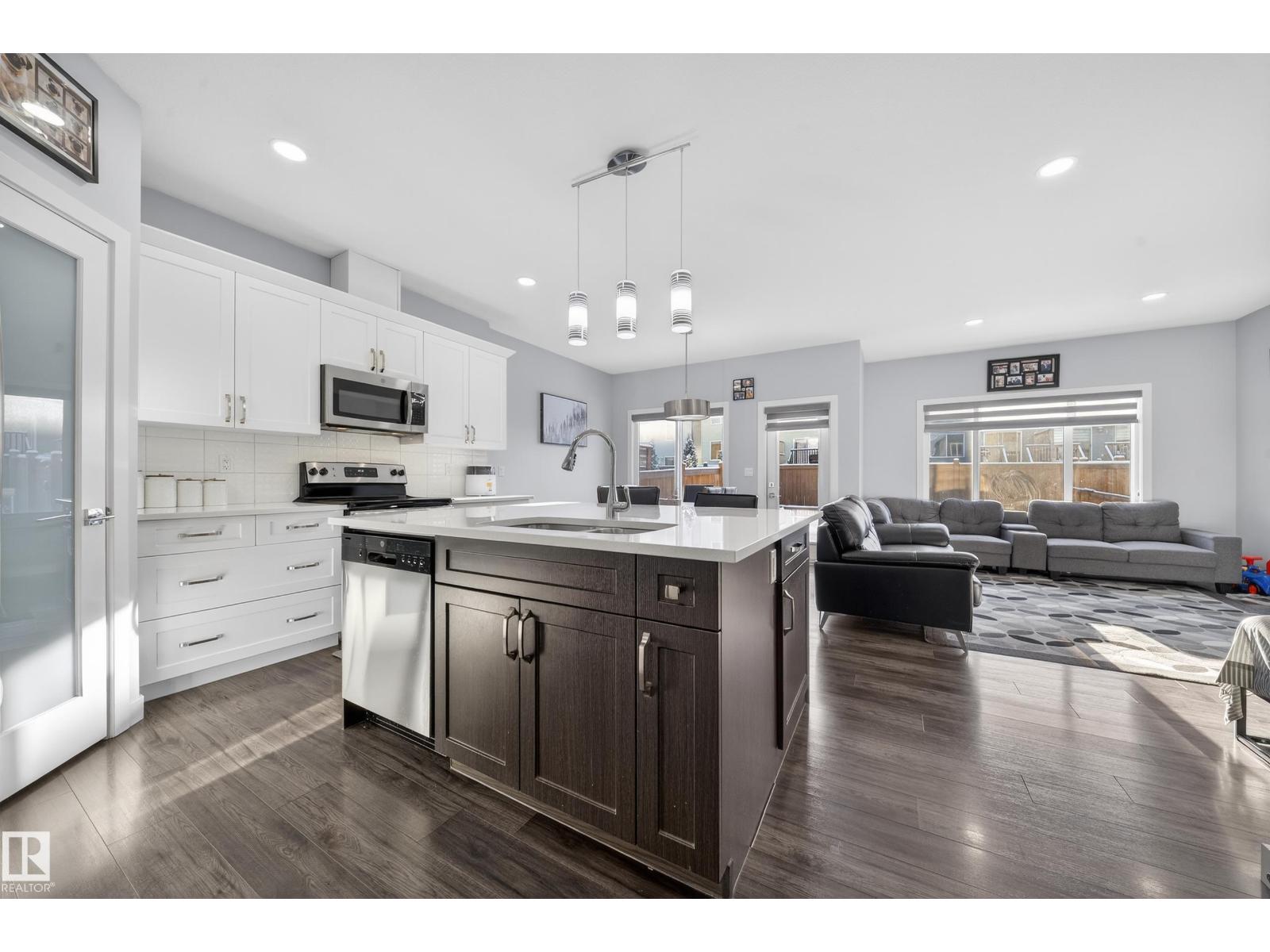 2084 GRAYDON HILL CR SW CR SW - 6
