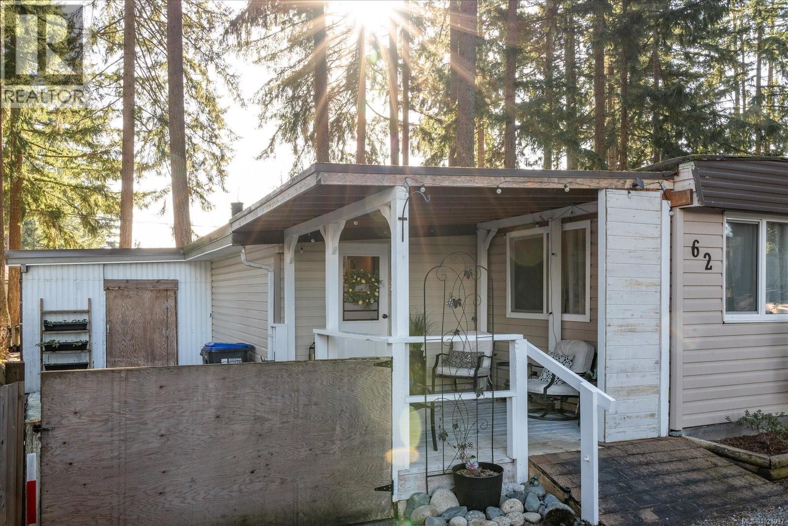 #62 3560 HALLBERG RD - 32