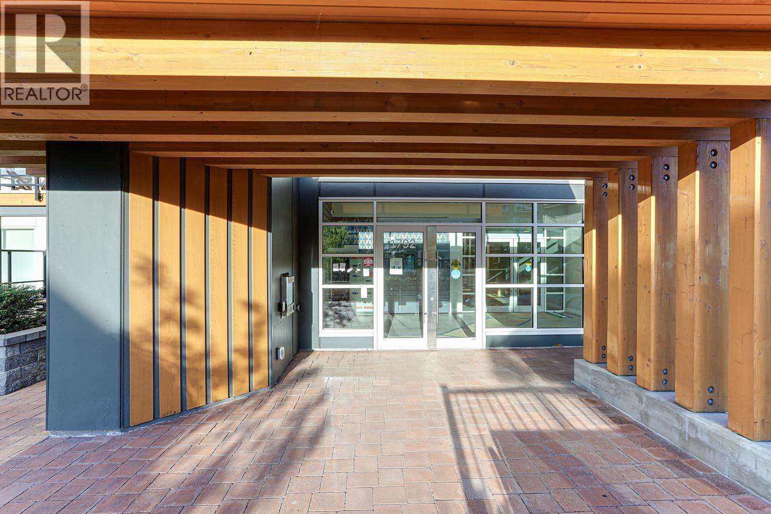 #306-1792 STARLING Drive, Tsawwassen