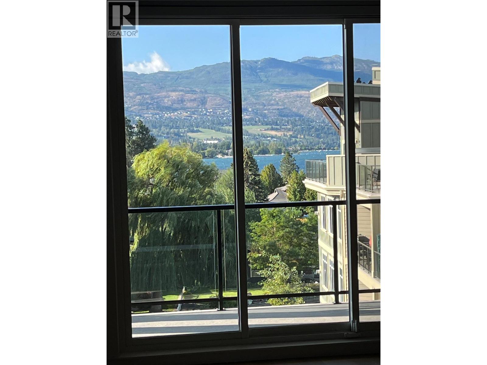 604 529 Truswell Road, Kelowna