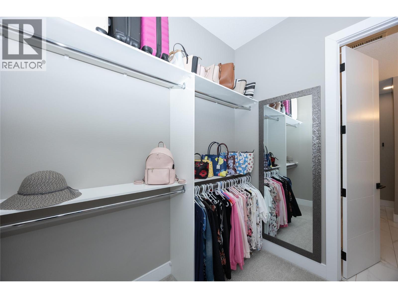 604 529 Truswell Road, Kelowna