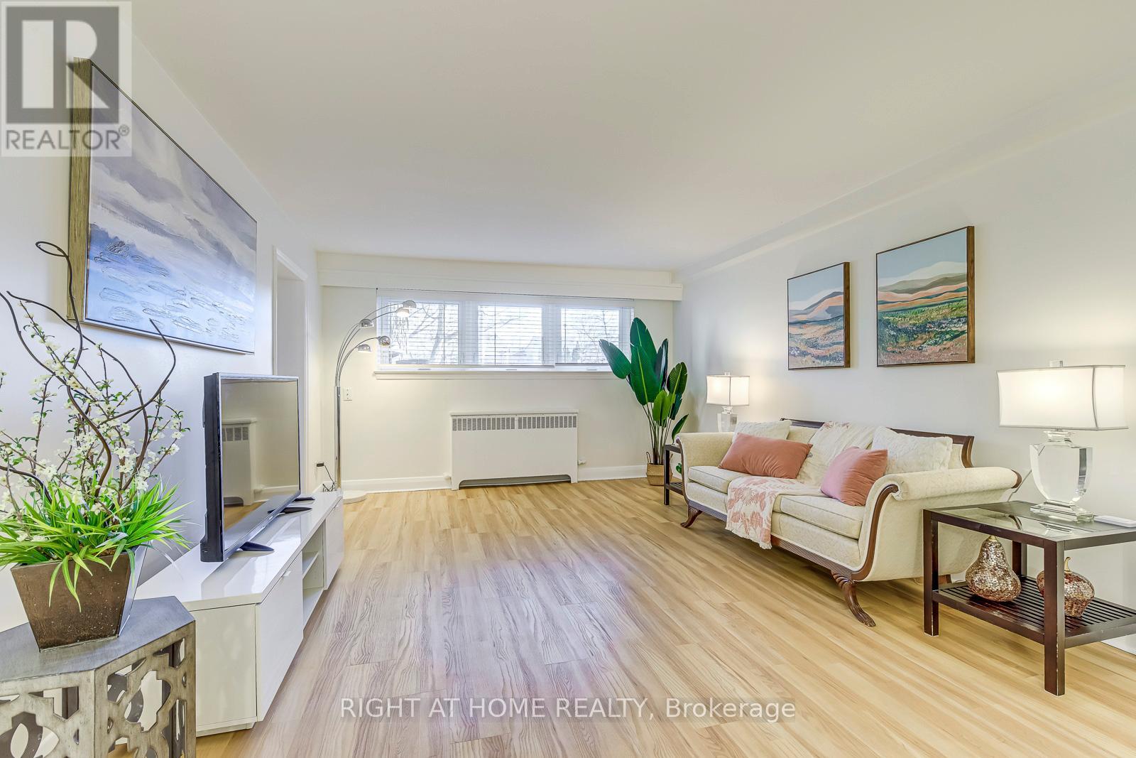 #1 288 REYNOLDS STREET - 5