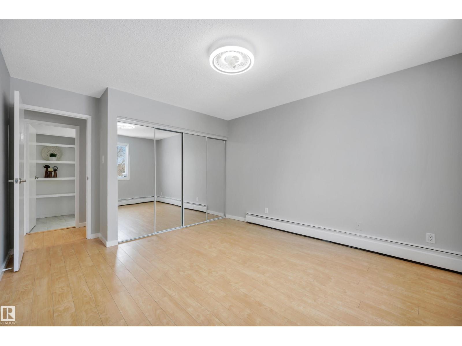 
          201 237 WOODVALE RD W NW
            <br/>
            <span>Edmonton</span>
            , 
            <span>AB</span>
             <span>T6L1E5</span>
         - Photo 23