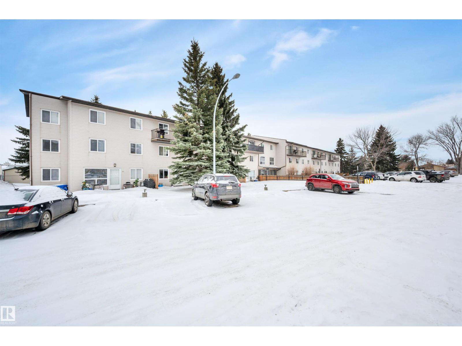 
          201 237 WOODVALE RD W NW
            <br/>
            <span>Edmonton</span>
            , 
            <span>AB</span>
             <span>T6L1E5</span>
         - Photo 32