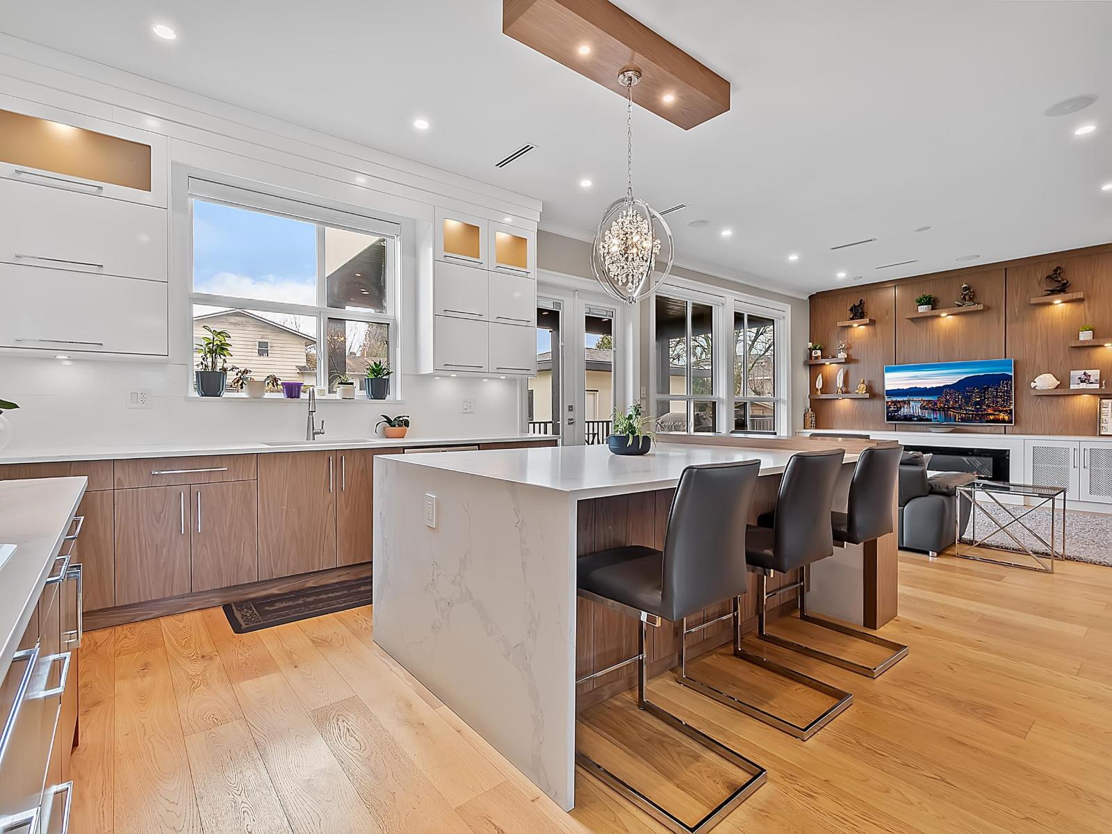 11586 84B Avenue, Delta