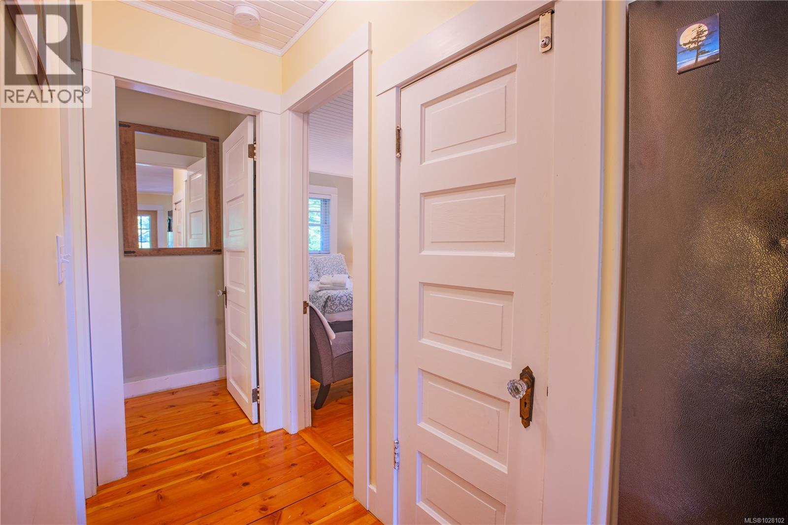 225 Boardwalk Blvd, Ucluelet