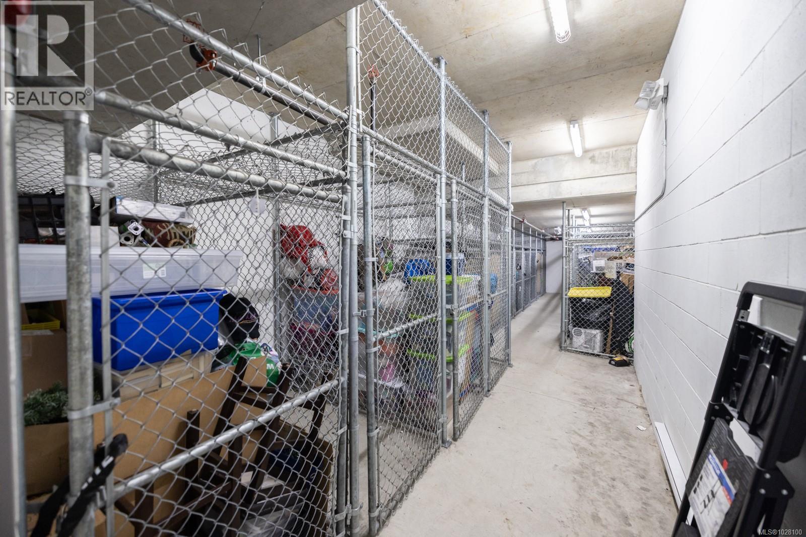 403 1900 Watkiss Way, View Royal